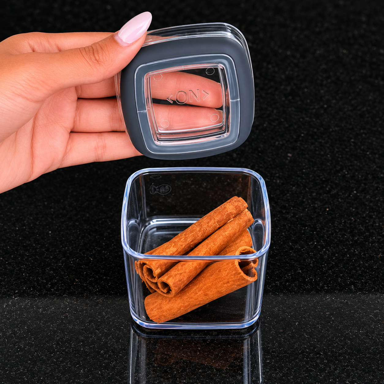 Pote Porta Mantimento Organizador Quadrado com Tampa Hermética 150 Ml