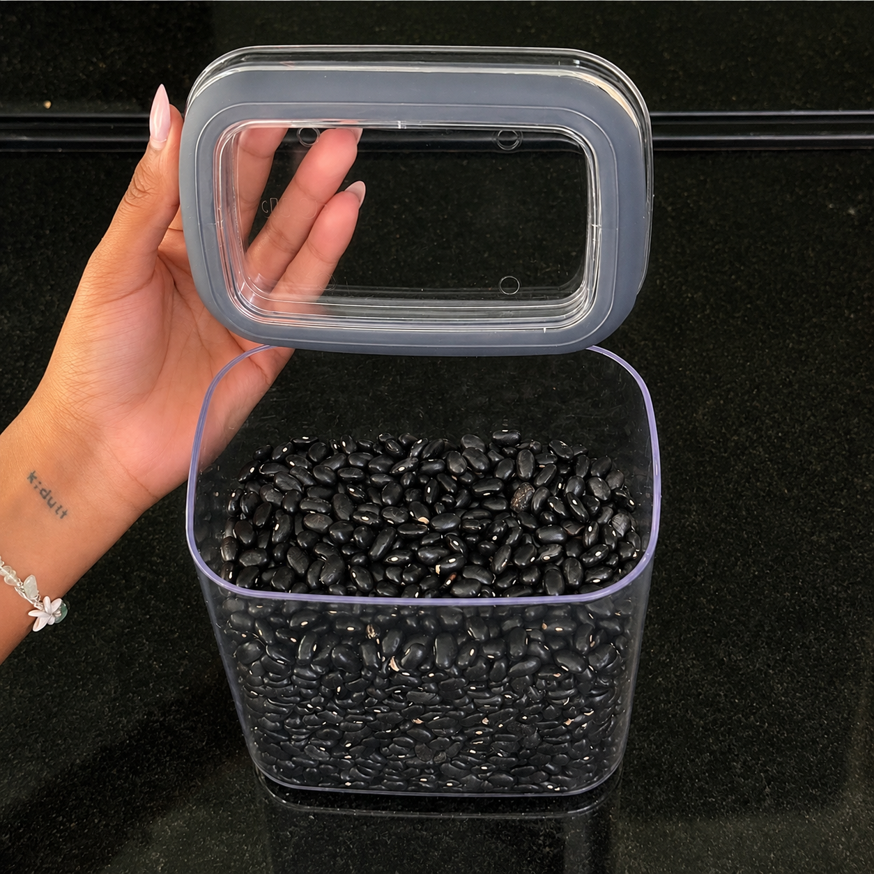 Pote Hermético Organizador Retangular com Trava 1,5L Transparente